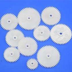 Precision plastic gears for single-layer gears